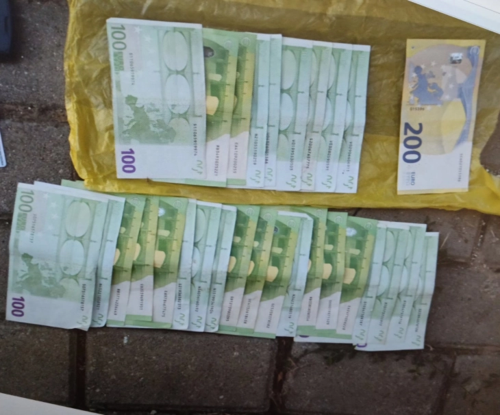 Arrestohet fallxhori, mashtroi me 400 mijë euro çiftin