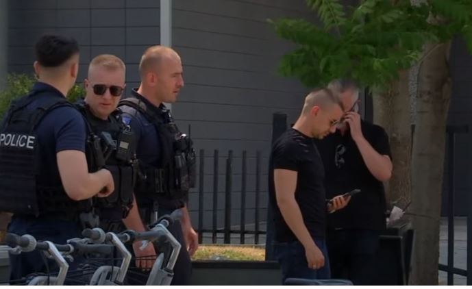 Policia jep detaje për alarmin me bombë në Kuvend: Kërcënimi erdhi përmes mesazhit