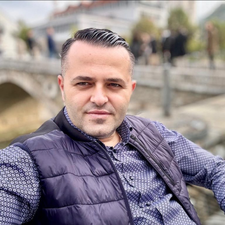 Emir Sulejmani: Nuk është hera e parë që errësira përpiqet të ndërhyjë aty ku drita po forcohet