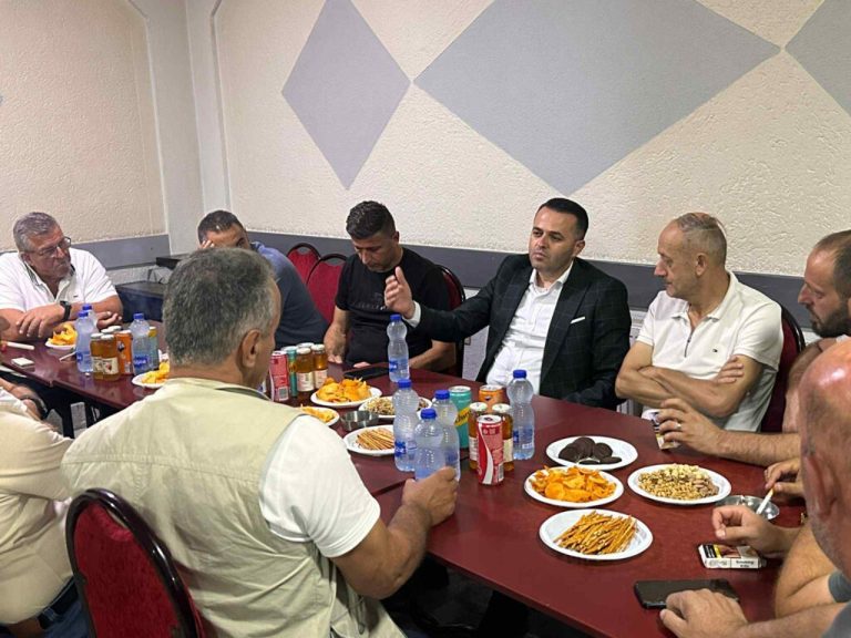 Emir Sulejmani takon banorët e Pallaticës: Zëri juaj do të jetë udhërrëfyesi ynë