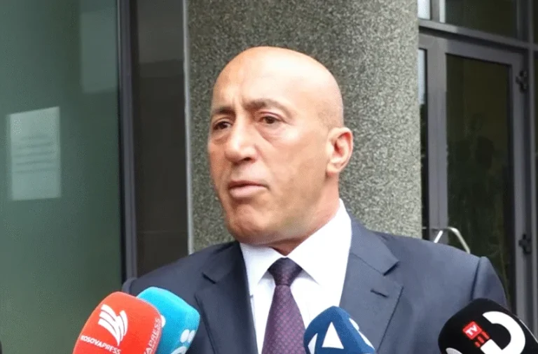 Haradinaj ia tregon rrugën Kurtit për zhbllokim: Për 20 deputetë i ka votat e AAK-së