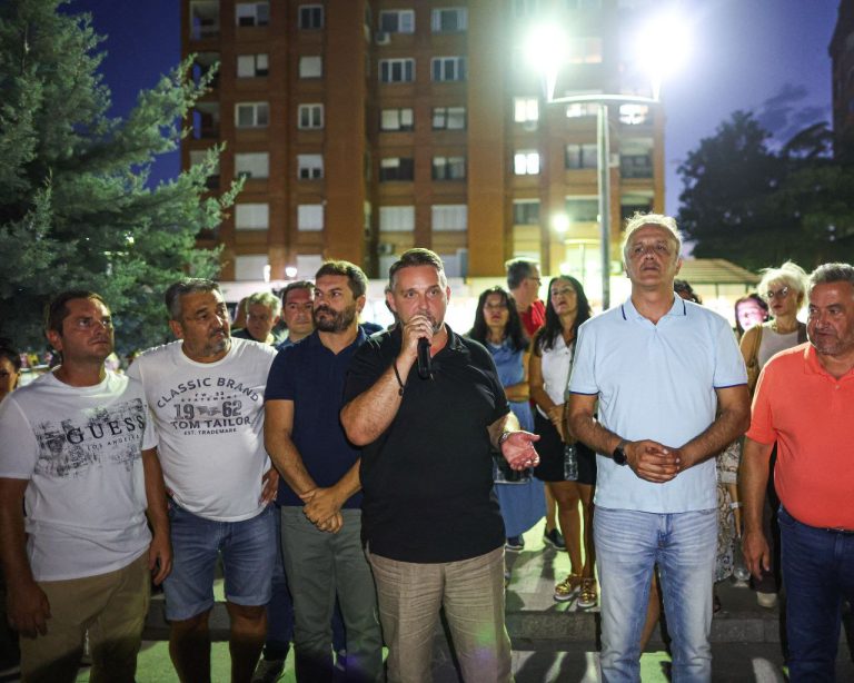 Qindra qytetarë në përkrahje të Lukrovskit: Karposhi gati për ndryshim