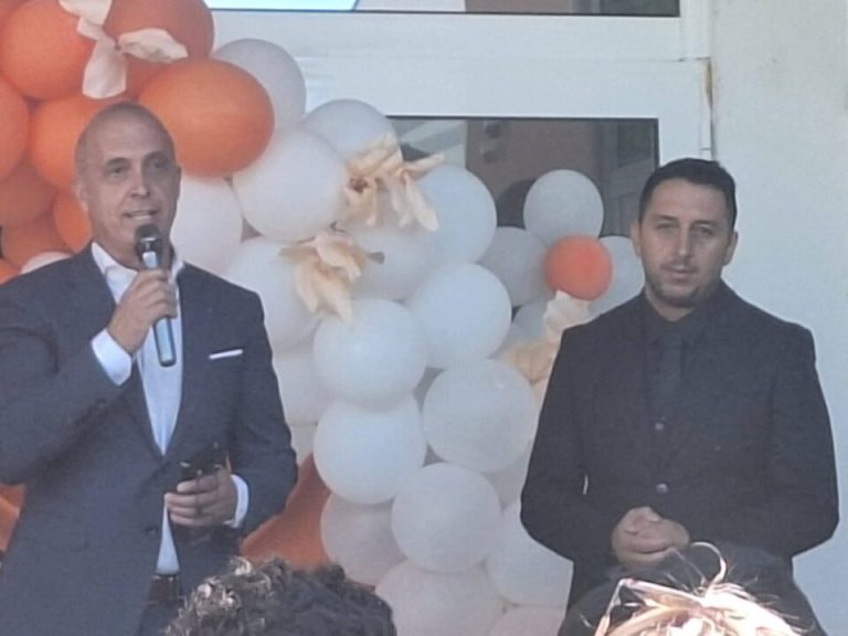 Fatmir Dehari uron fillimin e vitit të ri shkollor: “Le të jetë kjo ditë fillimi i një rrugëtimi të suksesshëm drejt dijes”