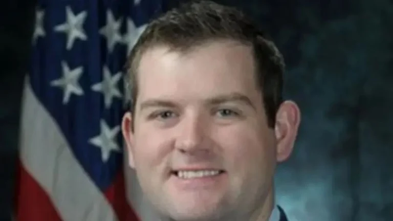 Do të dëshmonte rreth UFO-ve para Kongresit amerikan, gjendet i vdekur ish-anëtari i Forcave ajrore të SHBA-së